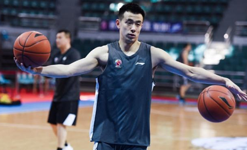 赵继伟什么时候打CBA