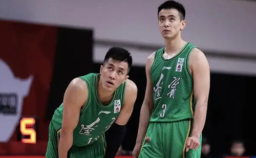 赵继伟扣篮视频