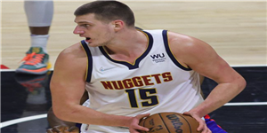 约基奇37+18逃不出勇士噩梦 关键时刻被追梦生断