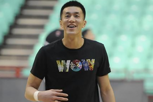 郭艾伦的偶像是谁