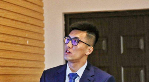 郭艾伦的家庭背景