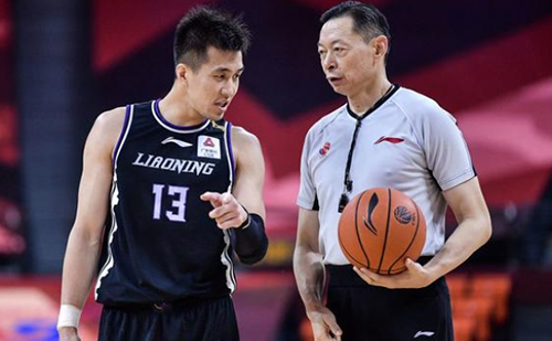 郭艾伦13号球衣的来历