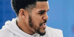 哈里斯的薪水有多少