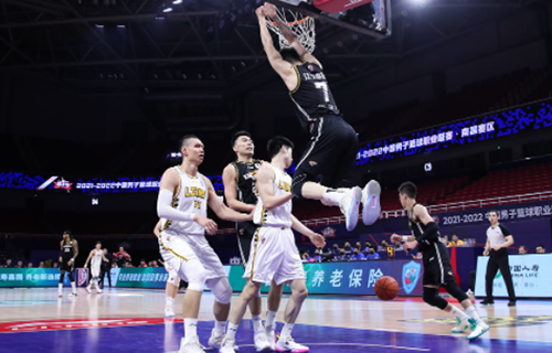 4月24日CBA季后赛总决赛浙江广厦控股vs辽宁本钢比赛战报 郭艾伦22+4+11