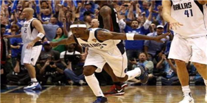 杰森特里对詹姆斯做了什么