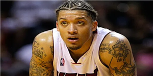 迈克尔比斯利生涯赚了多少钱