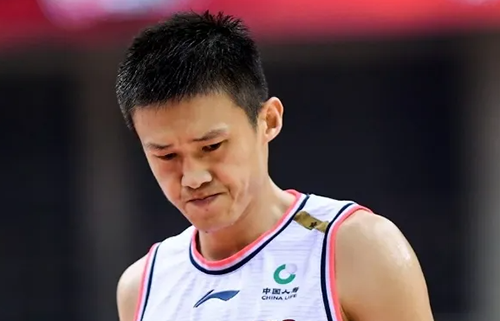 周鹏什么时候开始打CBA的