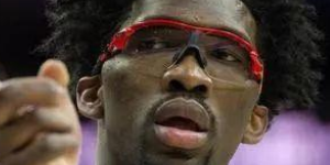 恩比德为什么前两赛季不打球