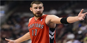 瓦兰丘纳斯职业生涯数据