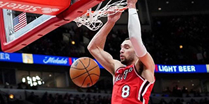 拉文饱受膝伤困扰 在赛季结束后接受膝盖手术