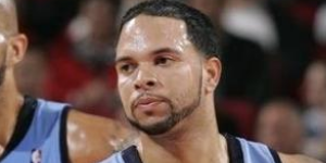 德隆是哪一年选秀