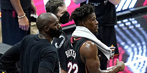 2022巴特勒年薪多少