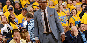 国王新帅确定 勇士助教迈克布朗当选