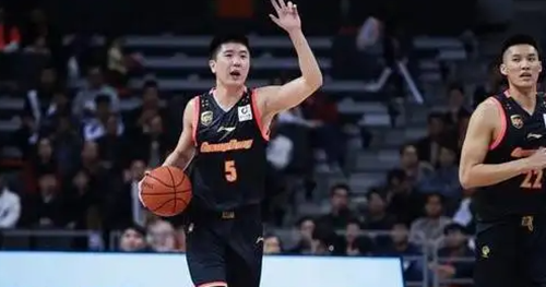 王薪凯为什么叫旗袍哥