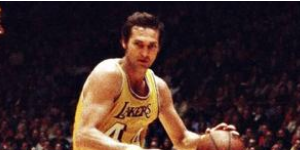 韦斯特是控卫还是分卫