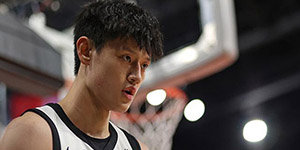 曾凡博选秀模板是谁