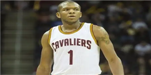 詹姆斯琼斯年薪