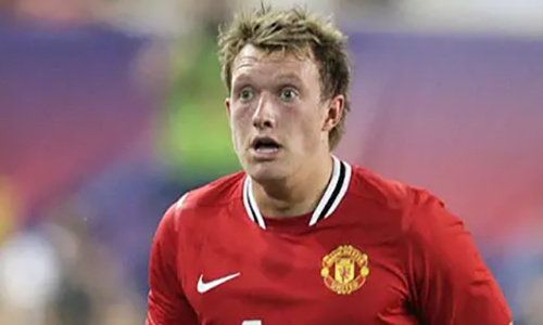 菲尔·琼斯为什么不上场