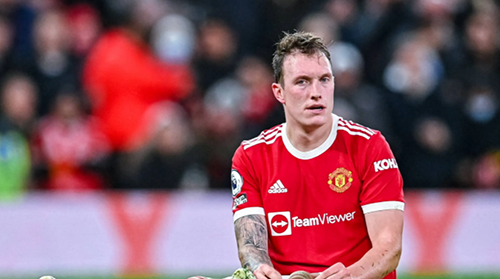 菲尔·琼斯用头解围是哪场