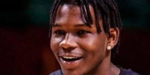 爱德华兹为什么不去打橄榄球