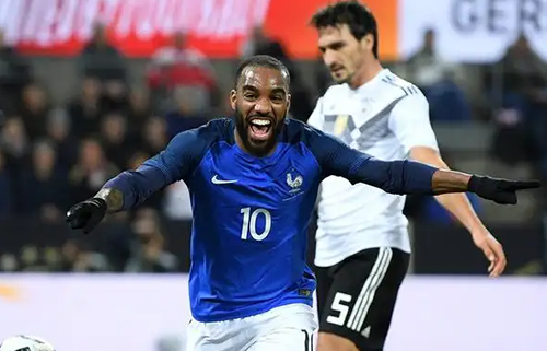 拉卡泽特个人资料