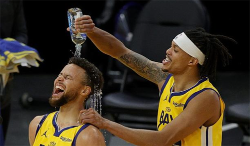 库里62分是哪场比赛