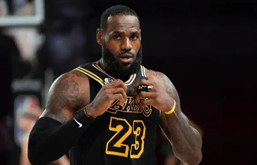 詹姆斯真实身高到底多少