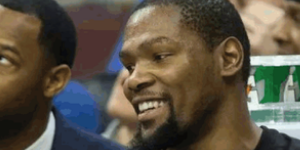 杜兰特是自己要求去勇士的吗