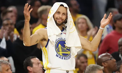 库里三分9中0是哪场比赛