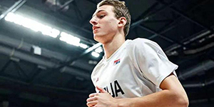 尼古拉约维奇臂展多少