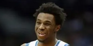 维金斯什么位置