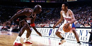 阿伦艾弗森经典动作是什么