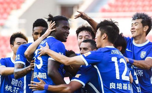 中超：6月19日武汉三镇2比1击败上海海港 继续领跑中超