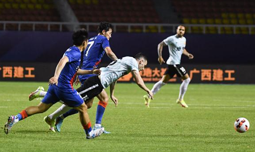中超：6月20日上海申花2比0战胜武汉长江 上海申花五轮不败