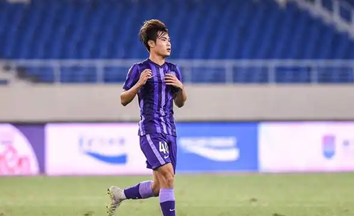 山东泰山队29号是谁