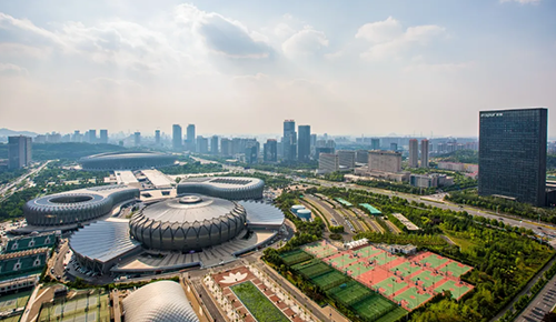 山东鲁能泰山主场在哪儿