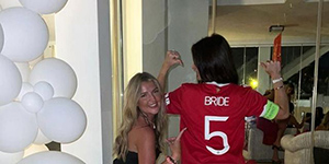 马奎尔的老婆是谁