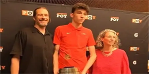 切特·霍姆格伦资料