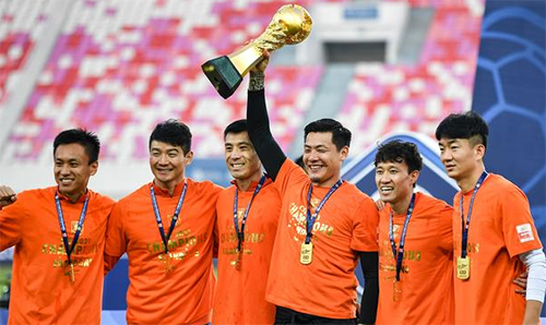 山东泰山队老板是谁