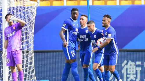 中超：6月26日武汉三镇5比0碾压河北FC 稳坐中超榜首