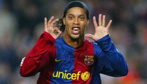 罗纳尔迪尼奥为什么巅峰期短