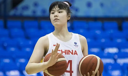 李月汝11岁身高多少