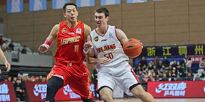 cba多少名才能进去季后赛