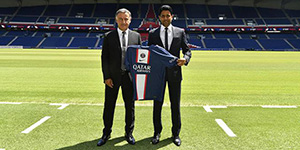 2022巴黎主帅是谁