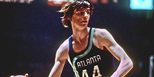 老鹰退役球衣一览