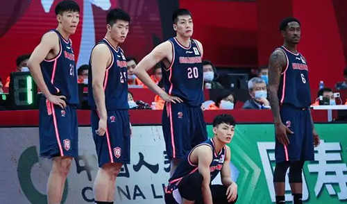 cba中场休息几分钟