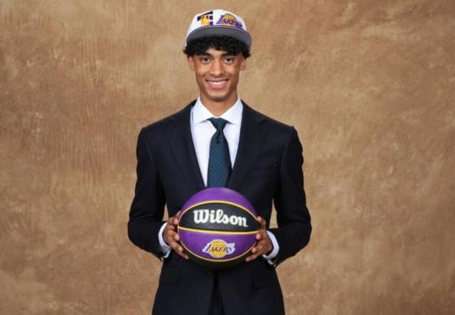 湖人夏季联赛球员名单