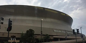 鹈鹕主场球馆是什么