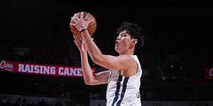 曾凡博夏季联赛首秀数据多少