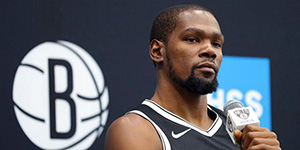 杜兰特在勇士待了几年